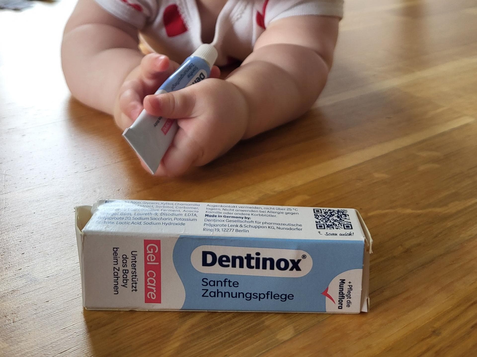 Mama Janine vergibt fünf Sterne für das Zahngel von Dentinox.