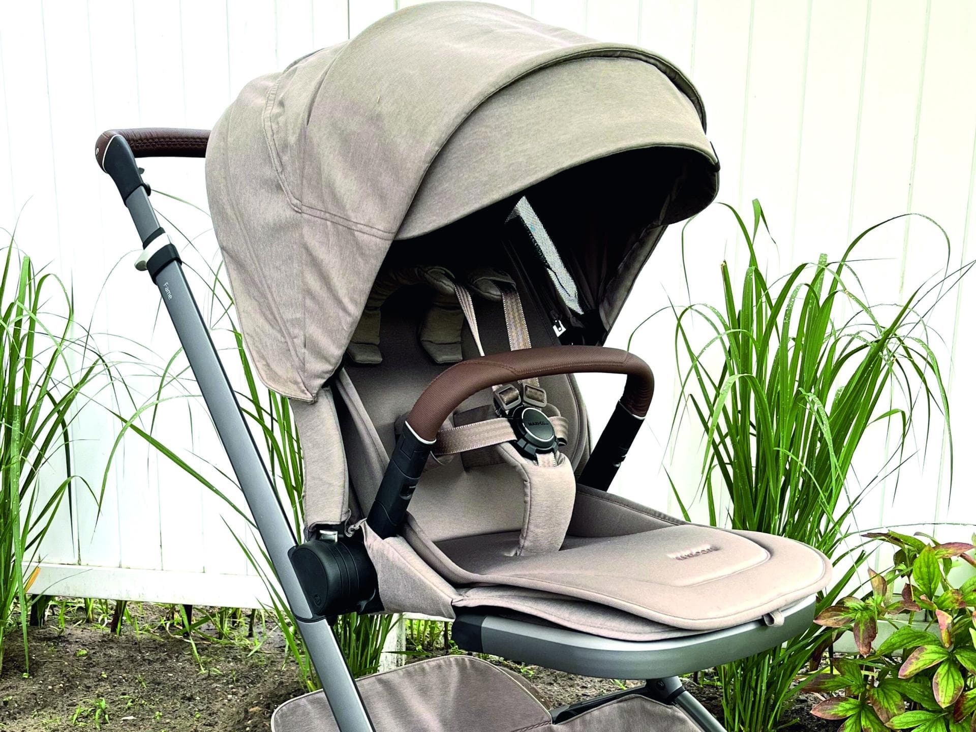 Mama Vanessa ist vom Maxi-Cosi Kinderwagen "Fame" begeistert.