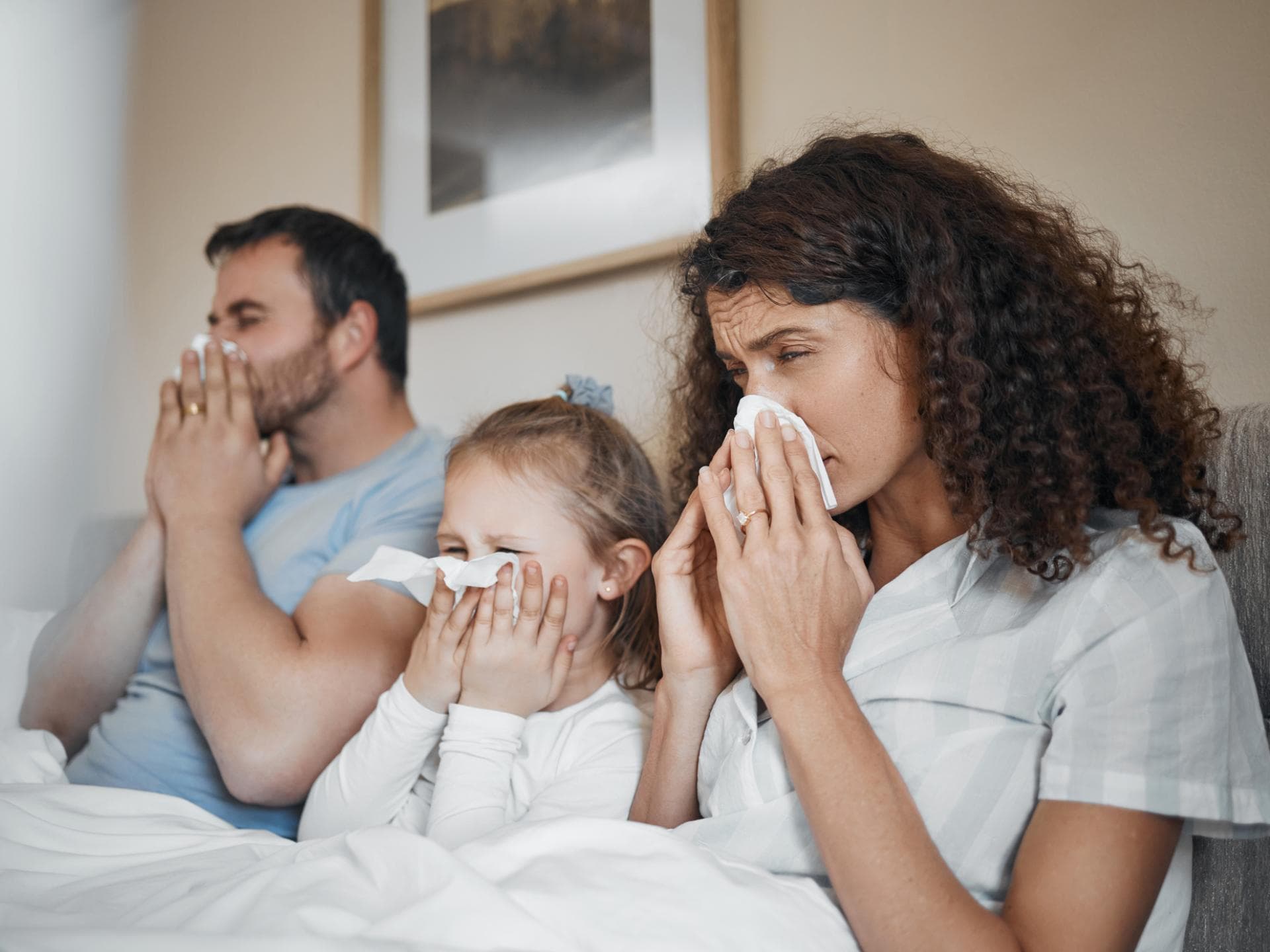 Inhalator gegen Schnupfen Familie hat Schnupfen