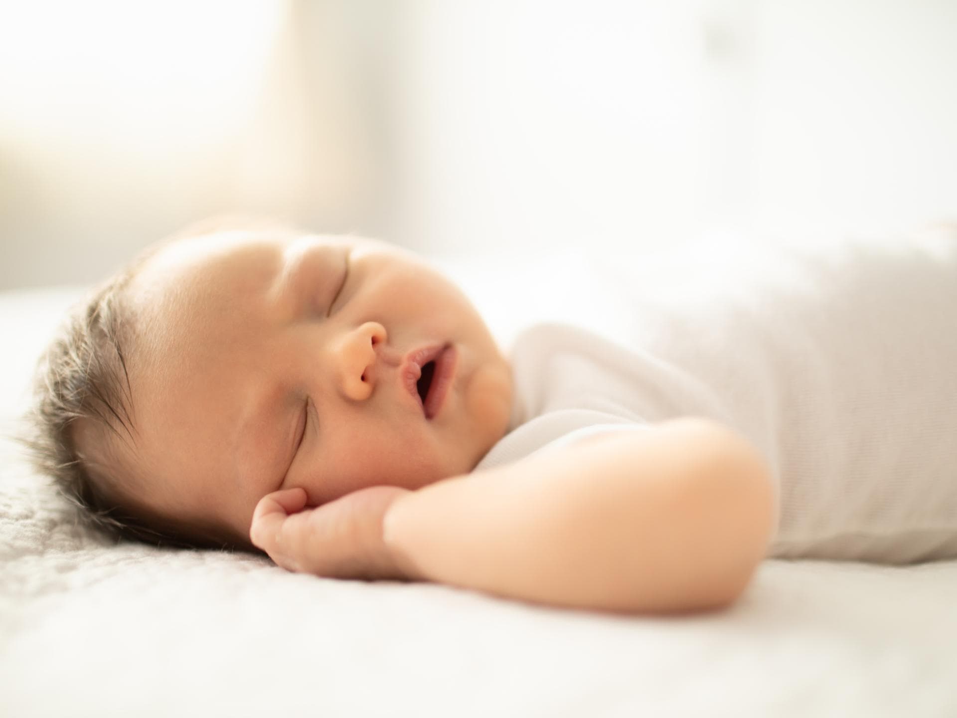 Baby schläft.