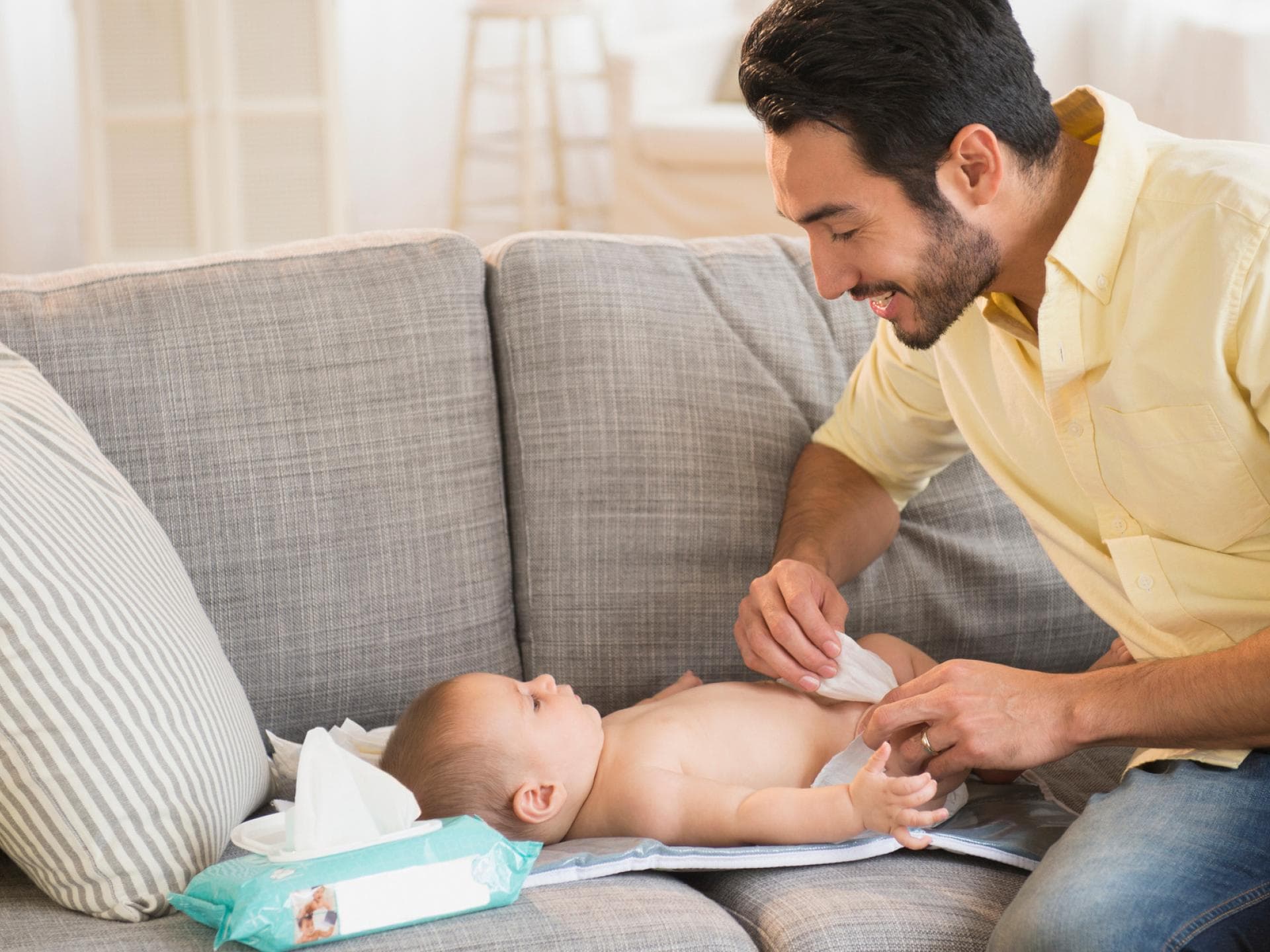 Feuchttücher sind ein verlässlicher und nützlicher Begleiter – weit über die Babyzeit hinaus.