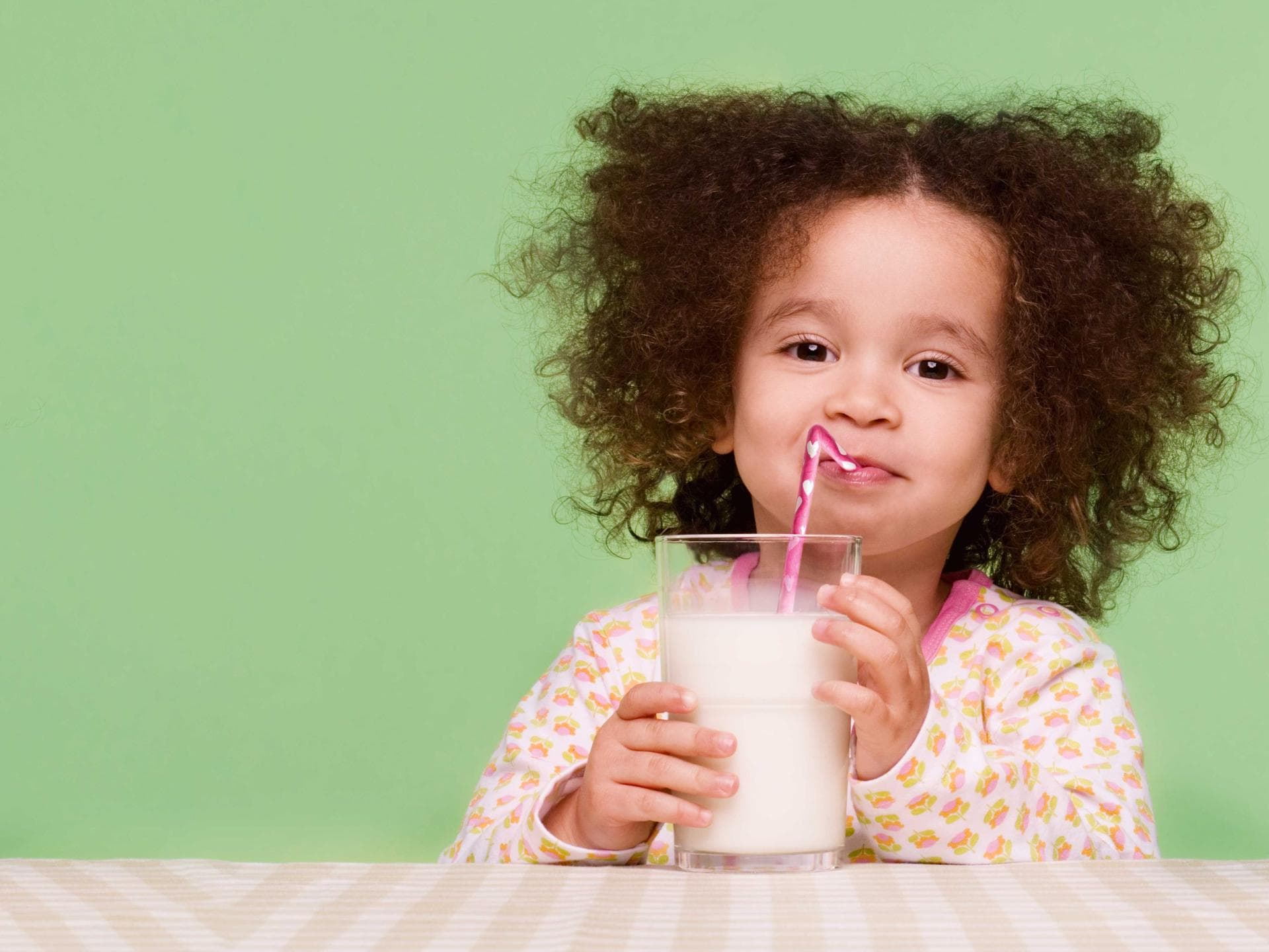 Ein Glas Milch am Morgen ist in vielen Familien leider aus der Mode gekommen.