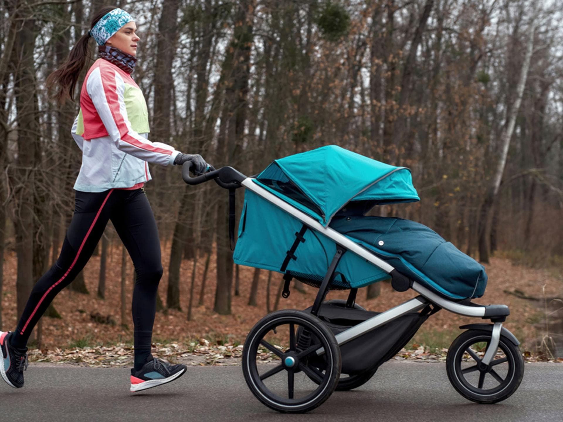 Mit dem Babyjogger finden Mütter (zurück) zum Sport.