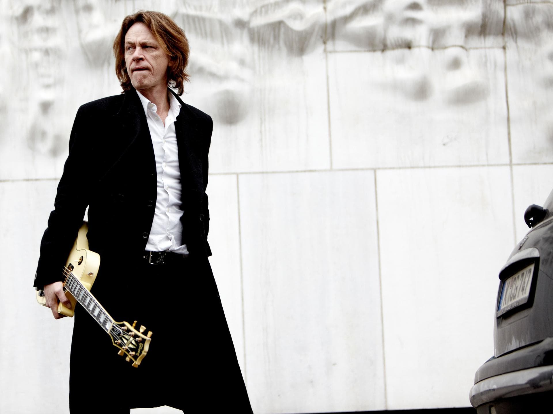 Dominic Miller, Gitarist von Sting, hat sechs Kinder.