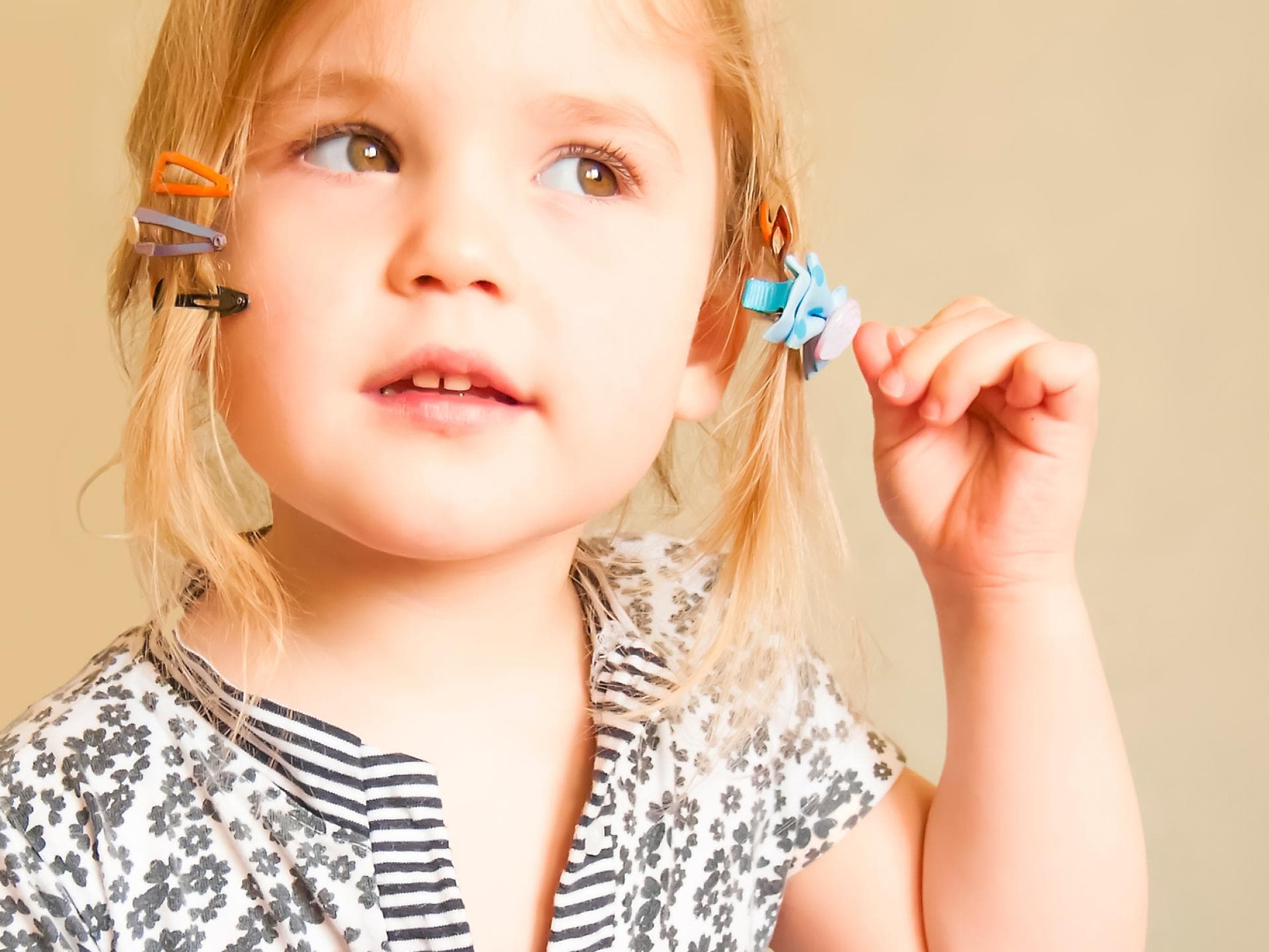Vorsicht bei Haarschmuck