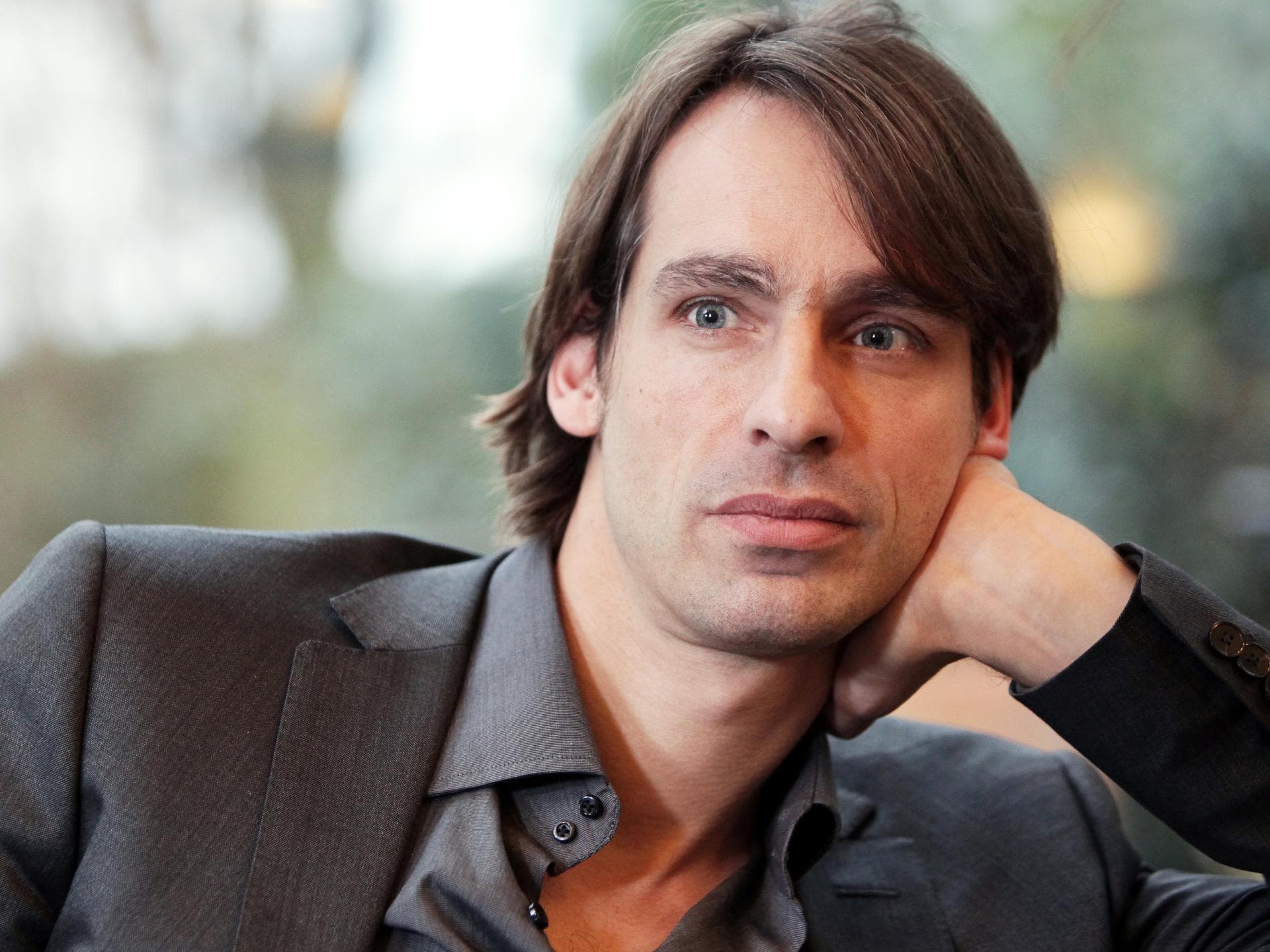 Richard David Precht hat einen leiblichen Sohn.