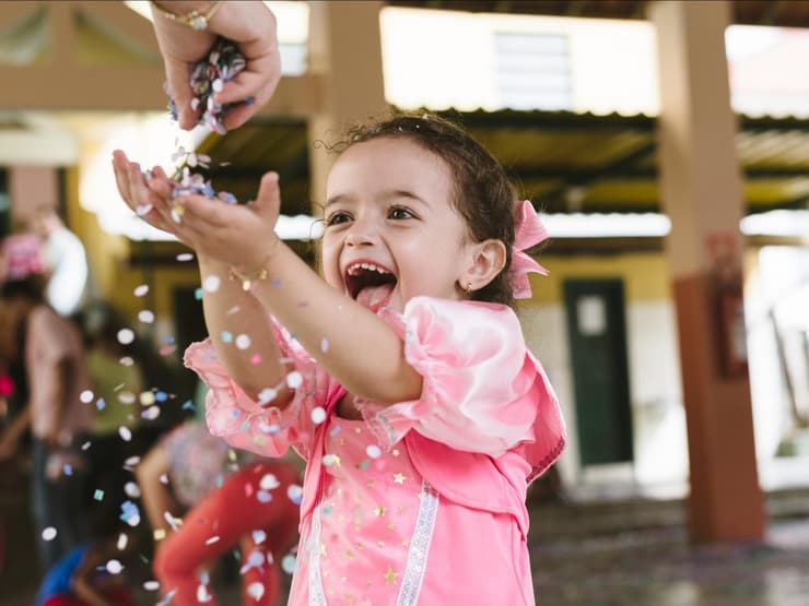  Die besten Faschingslieder für Kindergarten-Kids Illustration 