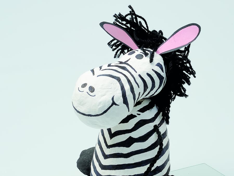 Wir basteln uns ein Zebra