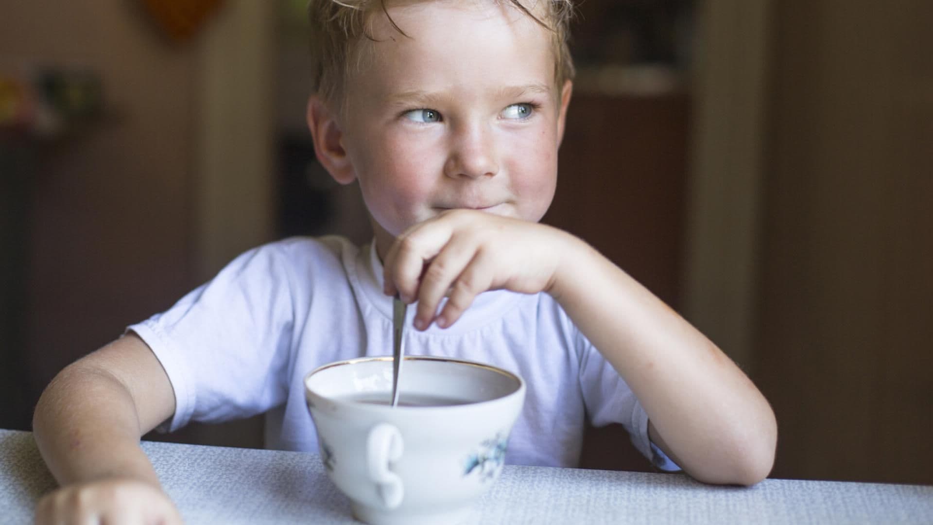 Diese Mama erlaubt ihren Kids ausnahmslos alles auch KAFFEE!