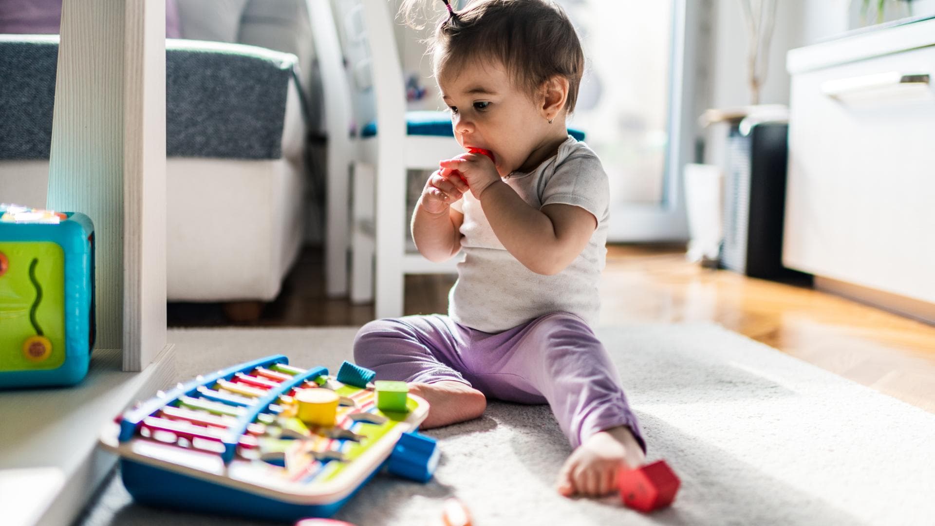  Greifen und erforschen: Das beste Spielzeug mit Babys mit neun Monaten Motiv 