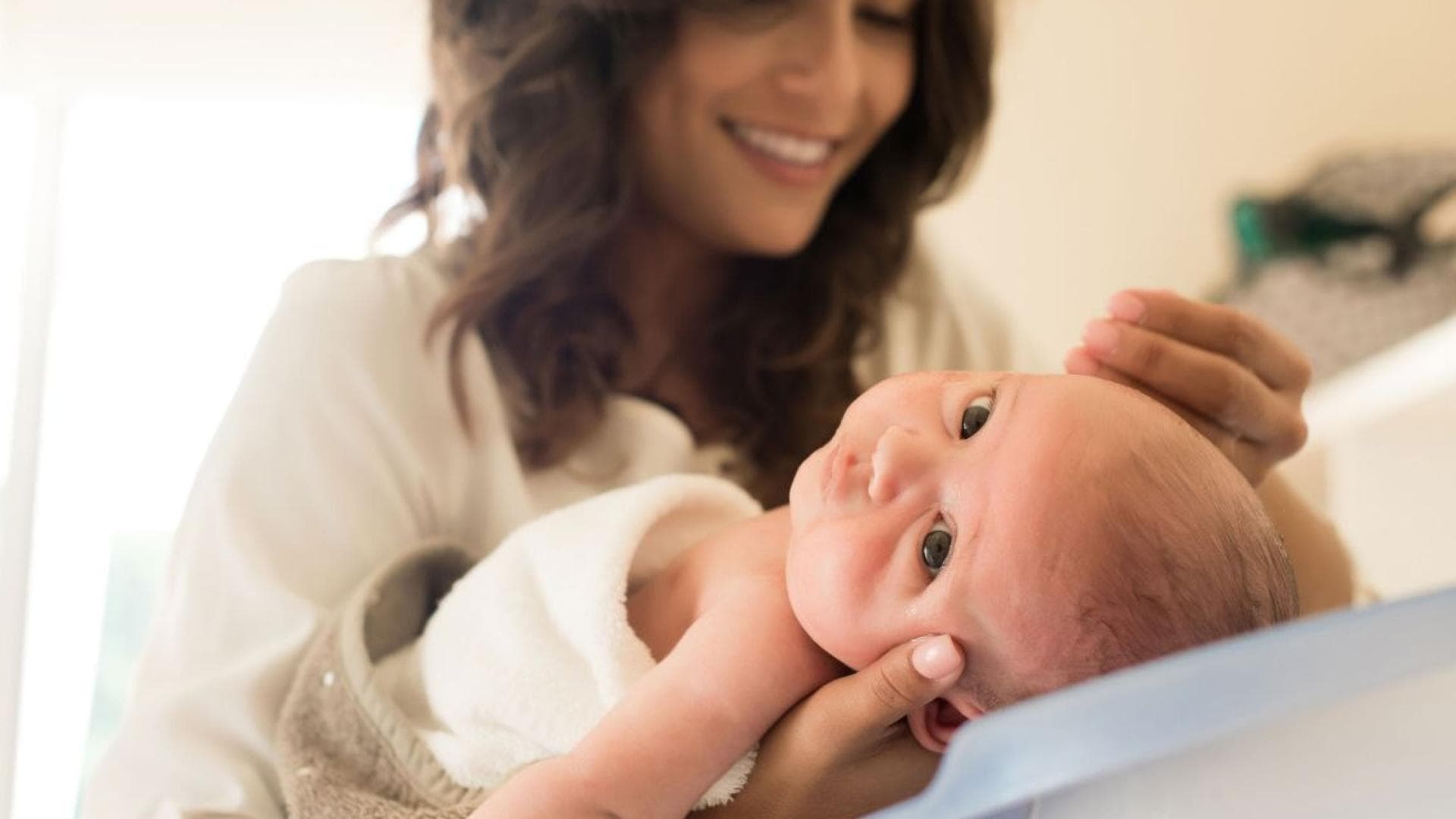 Wachstumsschub beim Baby: Alle 8 Entwicklungsschritte auf einen Blick